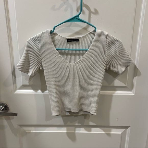 Brandy Melville Tops - Brandy Melville Ribbed V-Neck Top